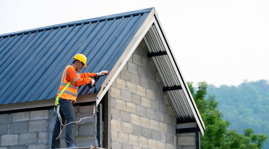 Expert Emergency Roof Repairs services in Mayking, KY
